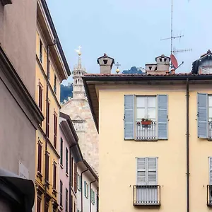 In-town Côme